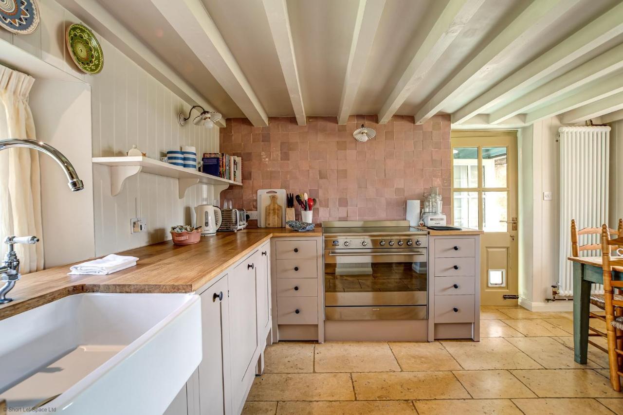 Stunning Cotswolds home in pretty village Swerford Eksteriør bilde