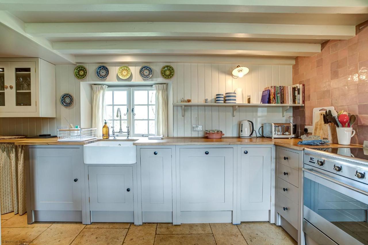 Stunning Cotswolds home in pretty village Swerford Eksteriør bilde