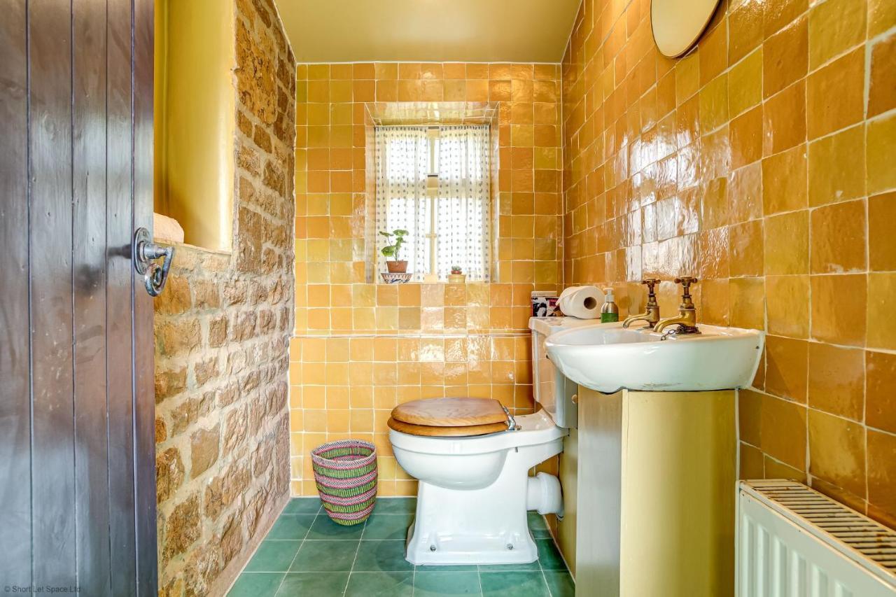 Stunning Cotswolds home in pretty village Swerford Eksteriør bilde