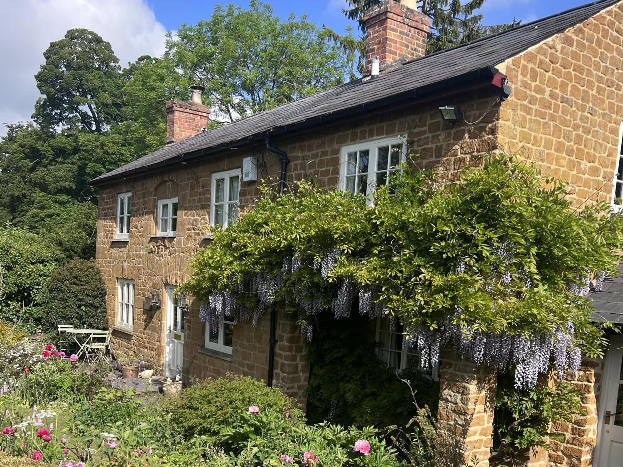 Stunning Cotswolds home in pretty village Swerford Eksteriør bilde